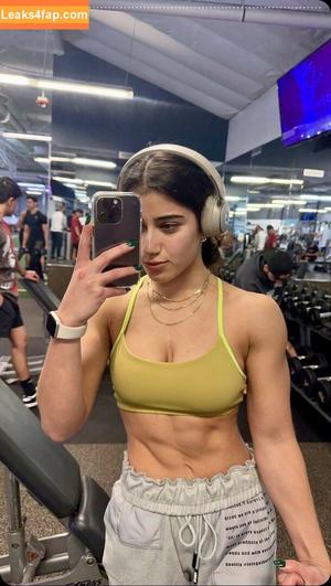 Sara Saffari photo #0113