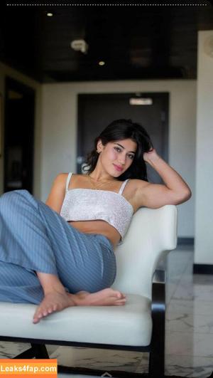 Sara Saffari photo #0143