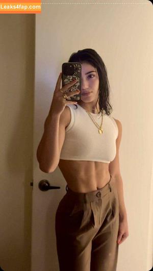 Sara Saffari photo #0158