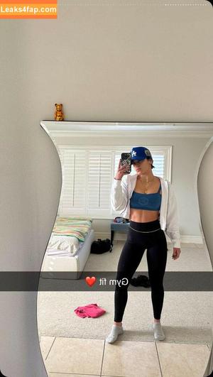 Sara Saffari photo #0187