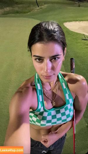 Sara Saffari photo #0189