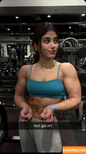 Sara Saffari photo #0209