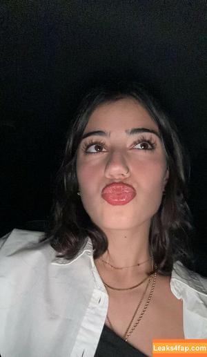 Sara Saffari photo #0254