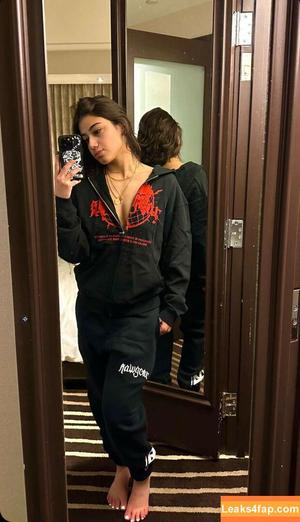 Sara Saffari photo #0259