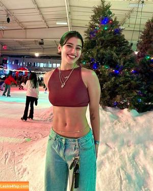 Sara Saffari photo #0266