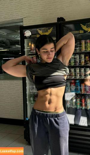 Sara Saffari photo #0319