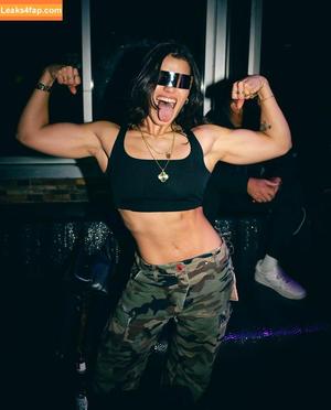 Sara Saffari photo #0506