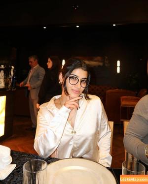 Sara Saffari photo #0511