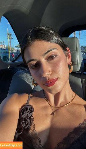 Sara Saffari фото #0762