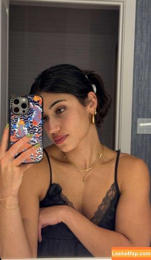 Sara Saffari фото #0764