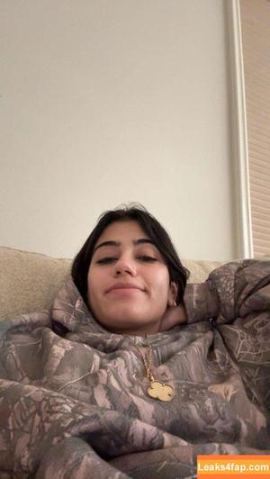 Sara Saffari photo #0810