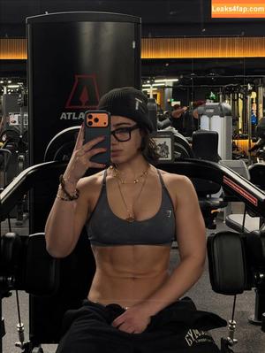 Sara Saffari photo #0816