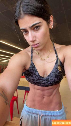Sara Saffari photo #0840