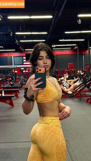 Sara Saffari photo #0842