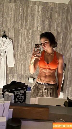 Sara Saffari photo #0888
