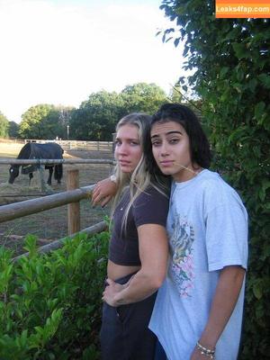 Sara Saffari photo #0944