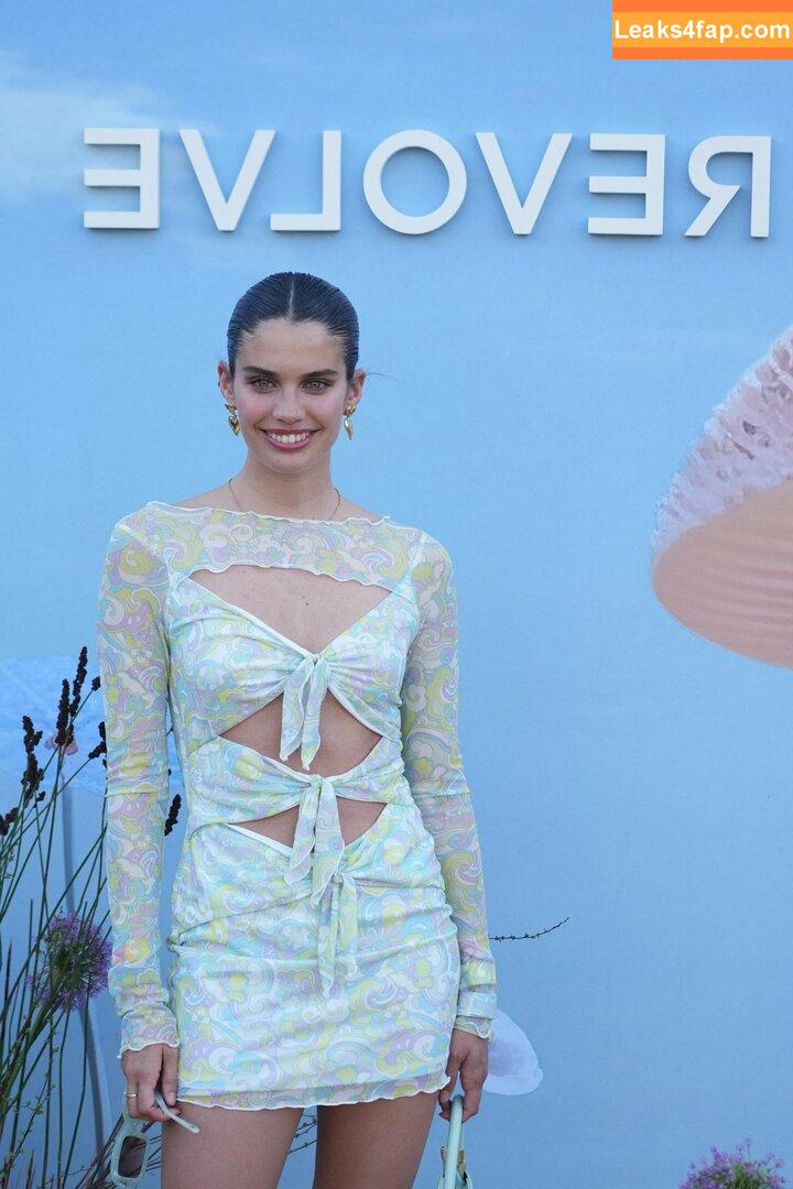 Sara Sampaio / SaraSampaio leaked photo photo #0034