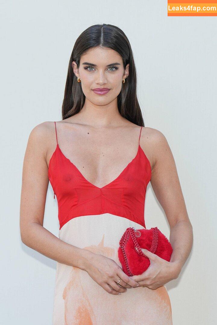 Sara Sampaio / SaraSampaio leaked photo photo #0085
