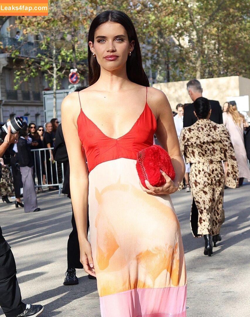 Sara Sampaio / SaraSampaio слитое фото фото #0087