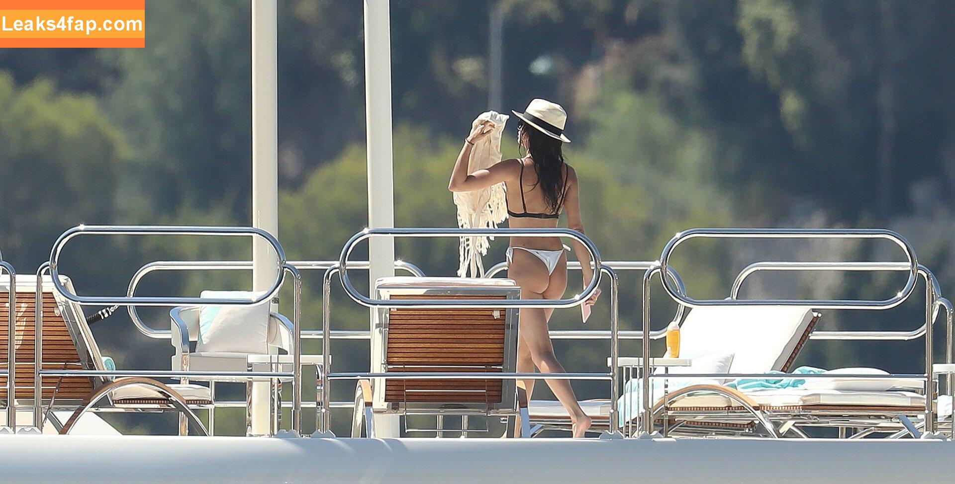 Sara Sampaio / SaraSampaio leaked photo photo #0112