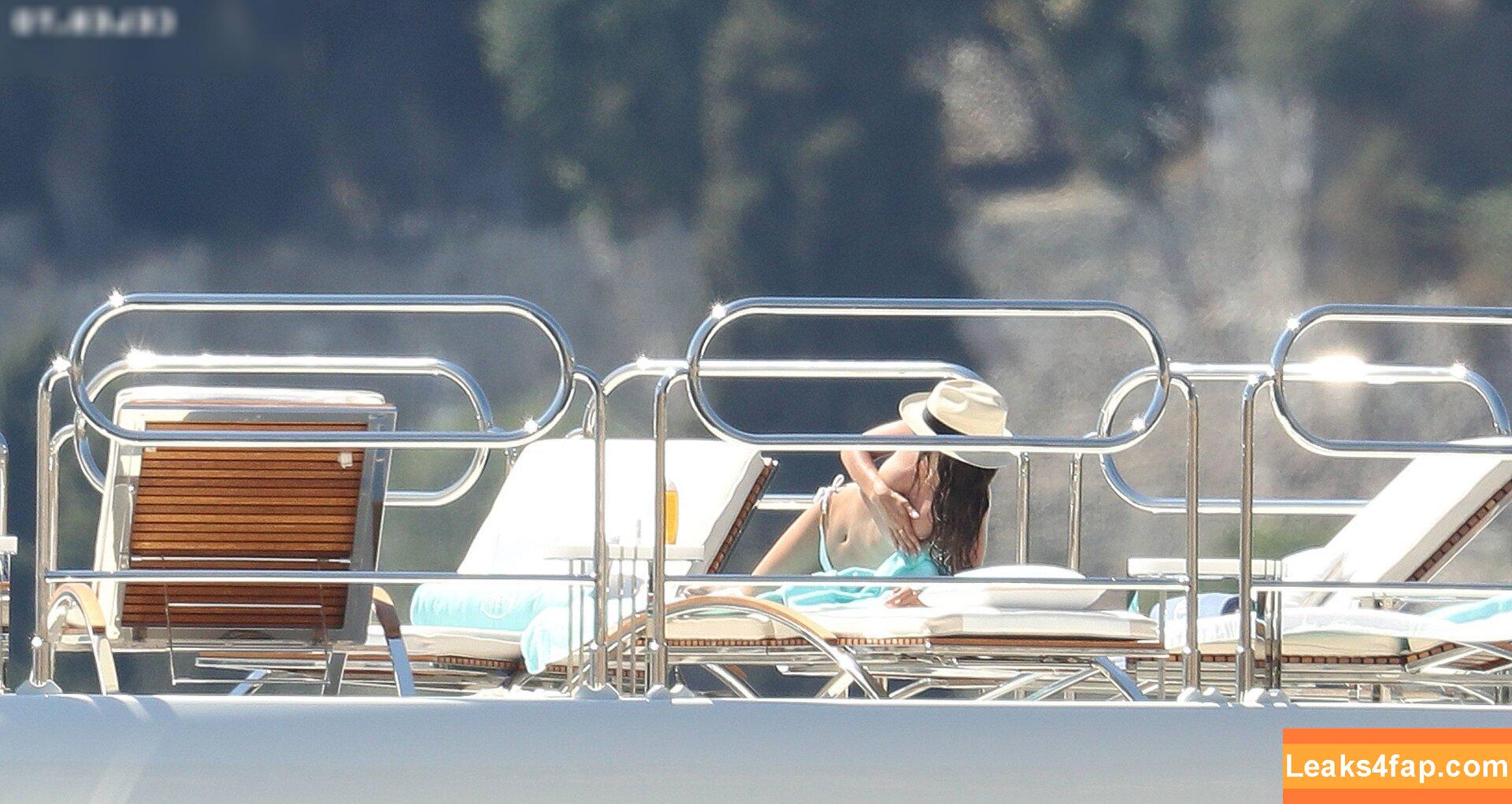 Sara Sampaio / SaraSampaio leaked photo photo #0117