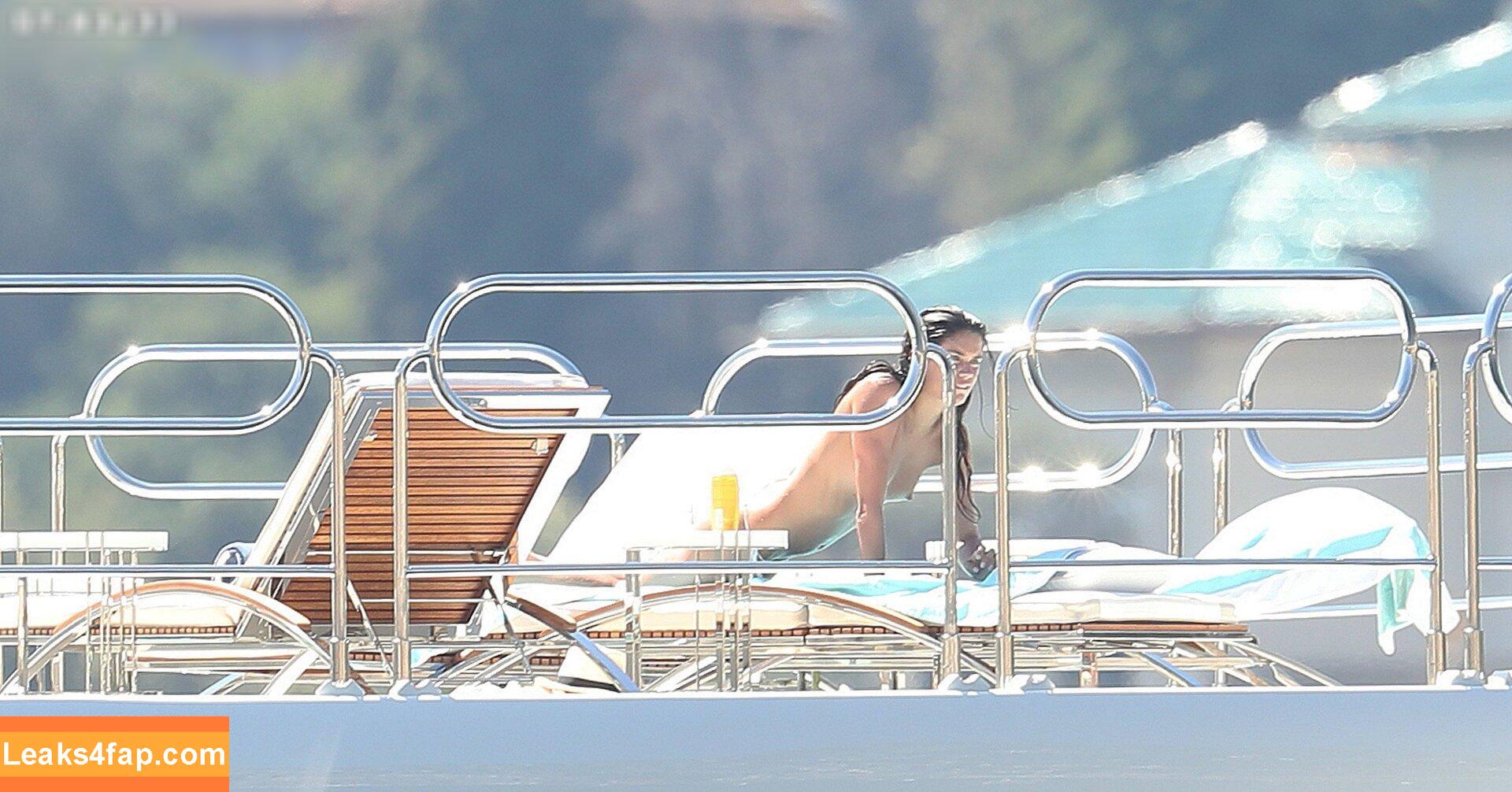 Sara Sampaio / SaraSampaio leaked photo photo #0118