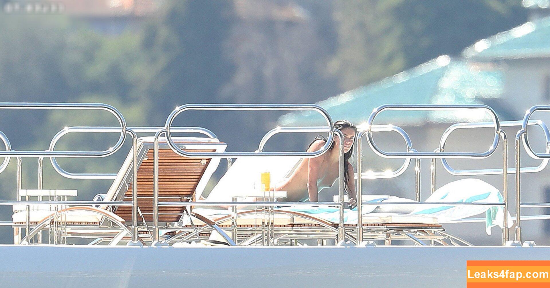 Sara Sampaio / SaraSampaio leaked photo photo #0119