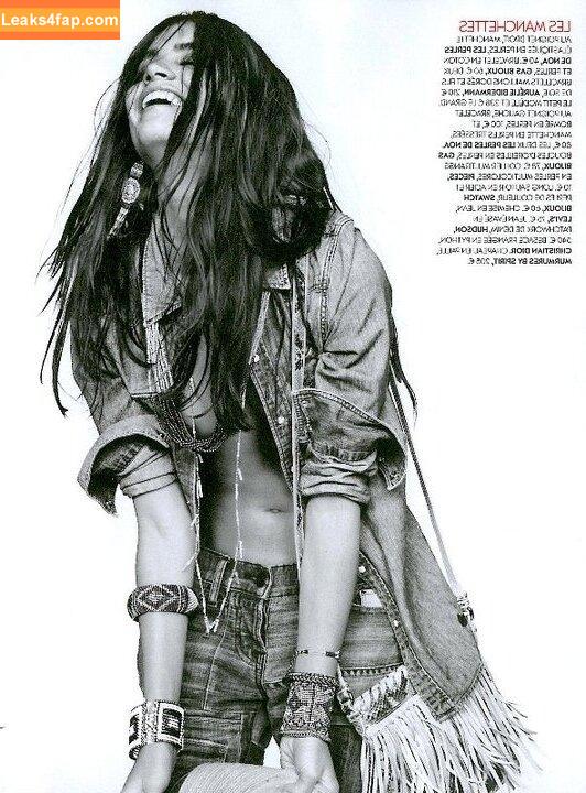 Sara Sampaio / SaraSampaio leaked photo photo #0132