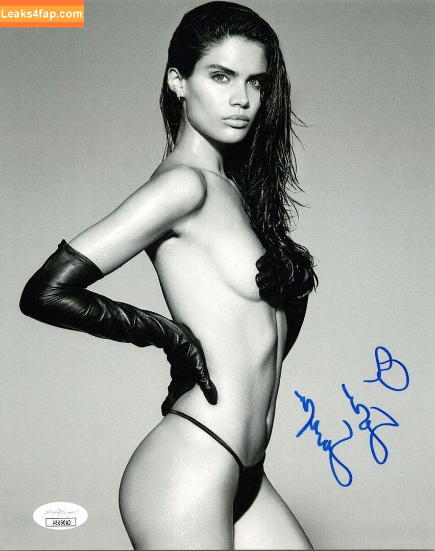 Sara Sampaio / SaraSampaio leaked photo photo #0462