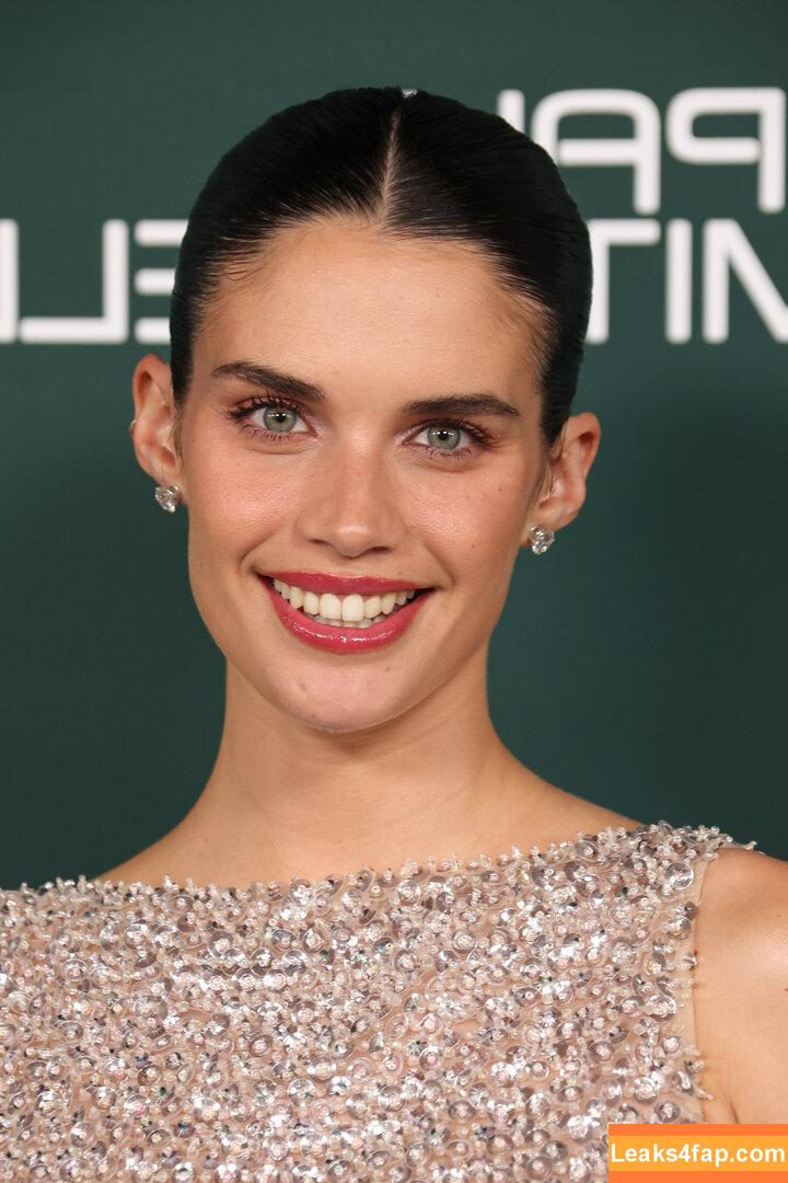 Sara Sampaio / SaraSampaioOficial / https: / sarasampaio слитое фото фото #0494