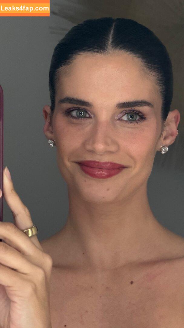 Sara Sampaio / SaraSampaioOficial / https: / sarasampaio слитое фото фото #0501