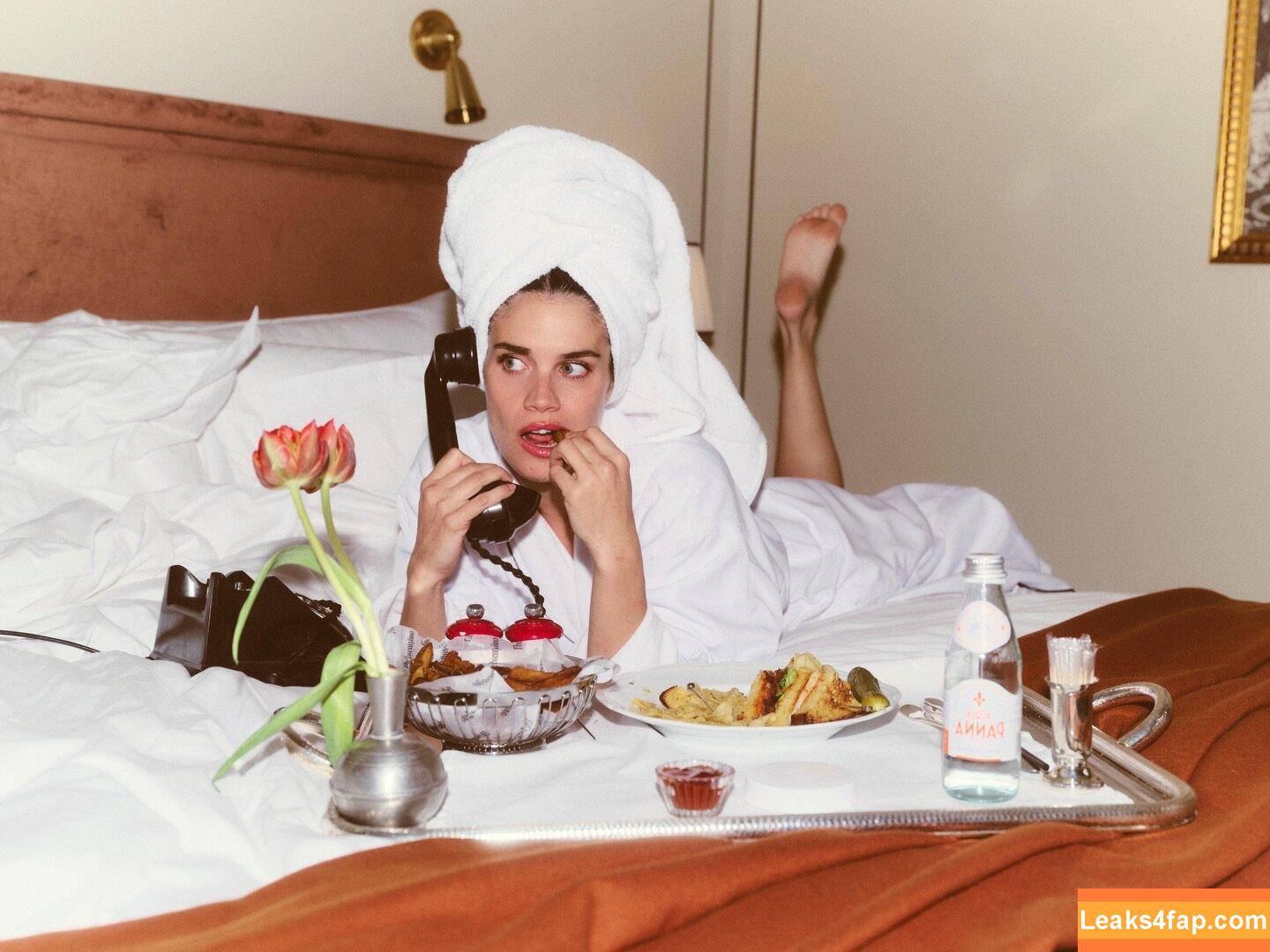 Sara Sampaio / SaraSampaioOficial / https: / sarasampaio leaked photo photo #0538