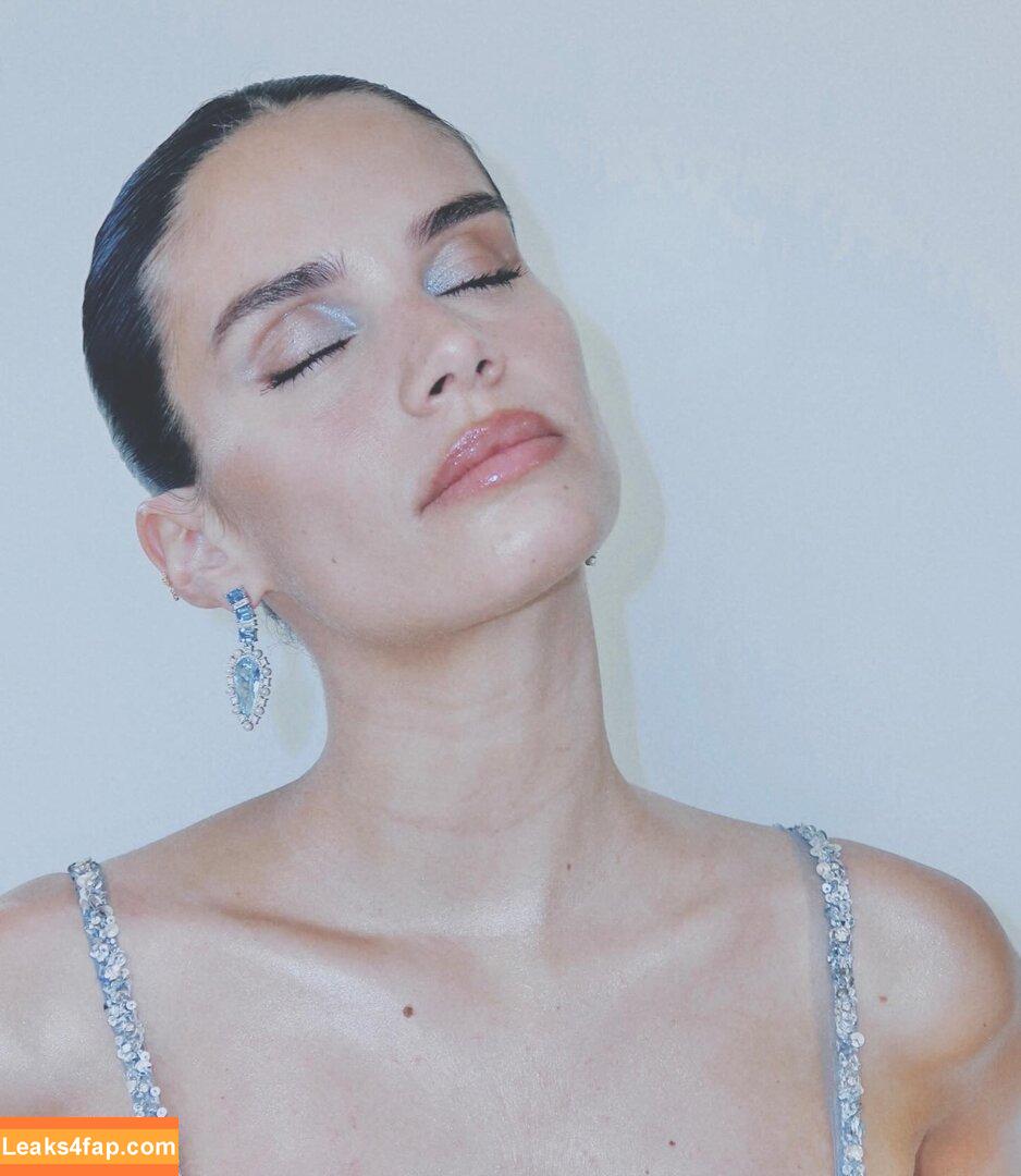 Sara Sampaio / SaraSampaioOficial / https: / sarasampaio leaked photo photo #0560