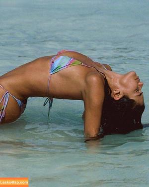 Sara Sampaio photo #0176