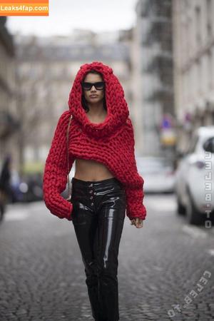 Sara Sampaio фото #0516