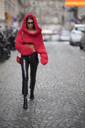 Sara Sampaio фото #0519