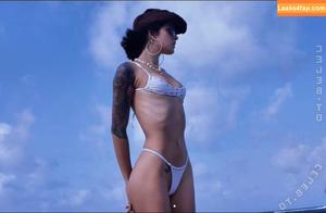 Sara Velez photo #0048