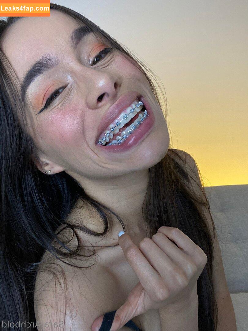 saraarchb /  leaked photo photo #0003