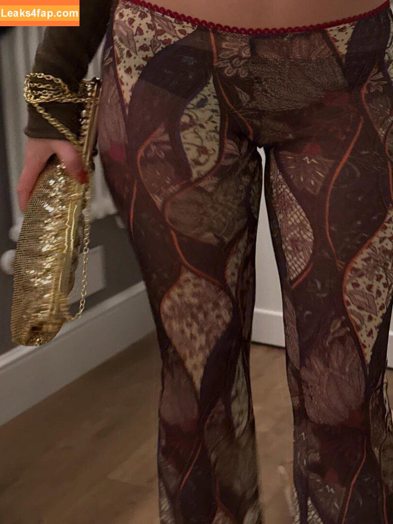 Sarabella Harris - sarabellaharriss - sexiisariii777 / sarabellaharriss слитое фото фото #0087