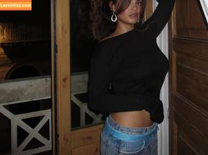 Sarabella Harris photo #0786