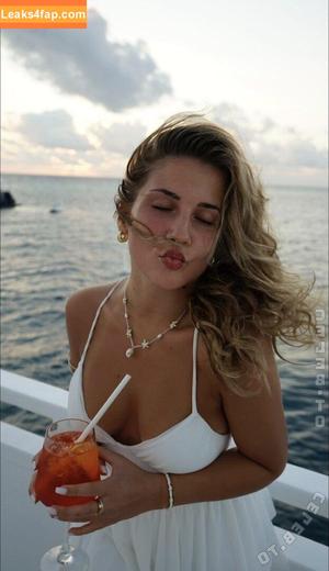 Sarah.anca photo #0361