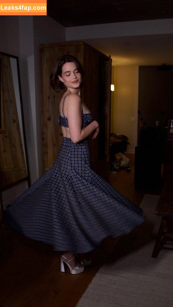 Sarah Catherine Hook / https: / sarahcatherine.hook leaked photo photo #0035