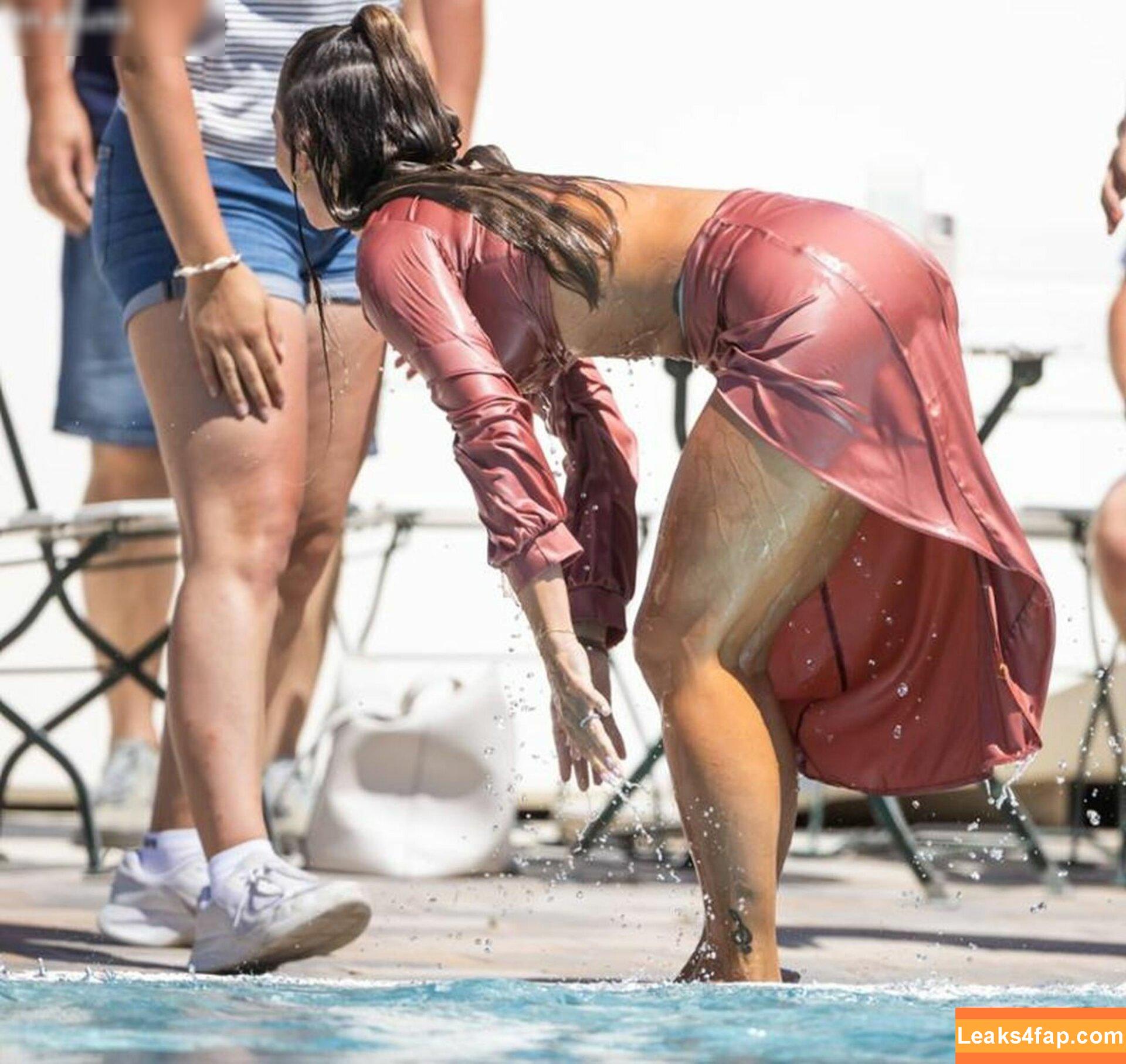 Sarah Engels / sarellax3 leaked photo photo #0061