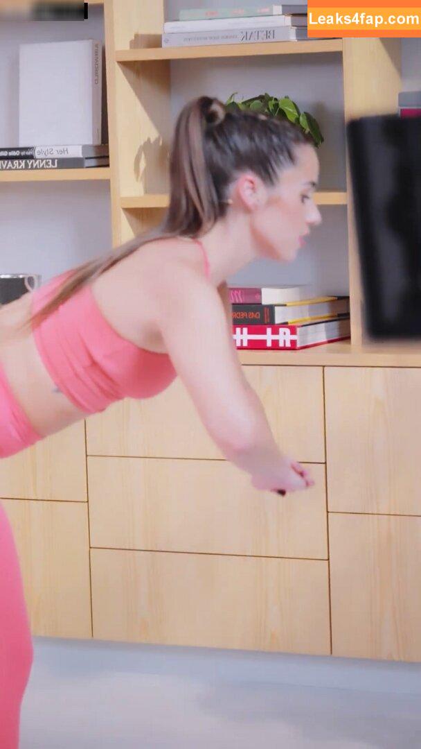 Sarah Engels / sarellax3 leaked photo photo #0105