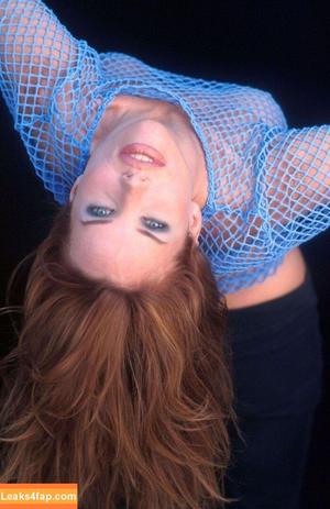 Sarah G. Buxton photo #0001