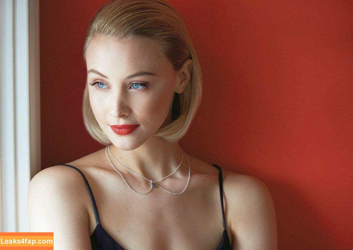 Sarah Gadon / sarahgadon слитое фото фото #0018