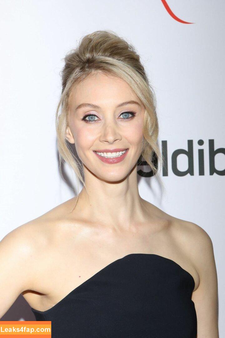 Sarah Gadon / sarahgadon leaked photo photo #0038