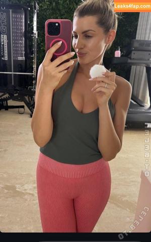 Sarah Harrison photo #0256