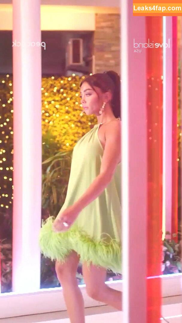 Sarah Hyland / Sarah_Hyland / https: / officialsarahhyland / sarahhyland / sarahhyland4 слитое фото фото #0179