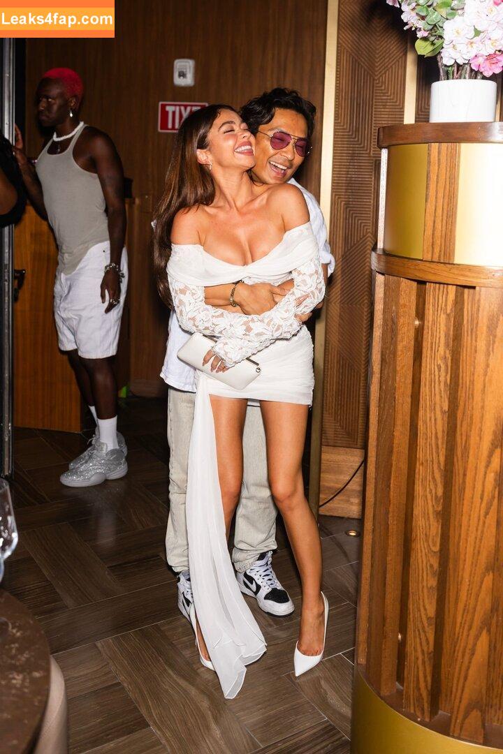 Sarah Hyland / Sarah_Hyland / sarahhyland слитое фото фото #0186